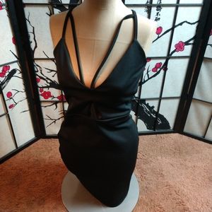 Missguided strappy black bodycon 10 NWT green